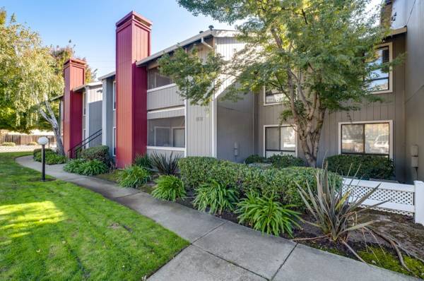 $2.099 / 2 habs - 840 pies² - Estufa/horno de gas, en Rocklin, CA, 2 habitaciones / 2 baños (5902 Springview Dr, Rocklin, CA)63228460310147123