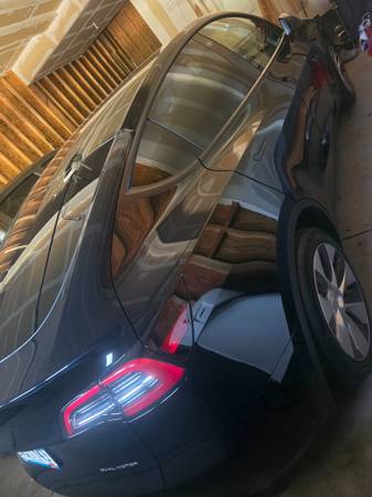 Tesla 2023 - $50,000 (Aurora)63619979057665121