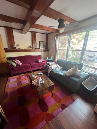 $700 / 3br - 1 Room in 3BR/2 bath home (Beverly)63863243944961121