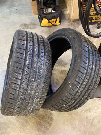 2 cooper zeon RS3-G1 245/40/19 tires 1