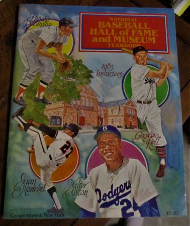 MLB 1983 Baseball Hall of Fame Yearbook (Robinson, Kell, Marichal 1