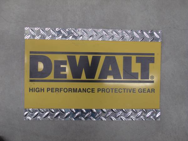 Dewalt Sign 1