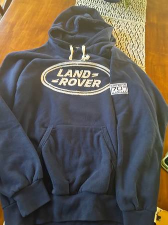 NWT Land Rover 70th Jubilee men’s large sweatshirt hoodie 1