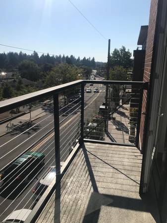 $1,649 / 1br - 529ft2 - Price Drop- Perfect Location! Move-in Ready, Apply Today! (SW Portland)63831396759811122