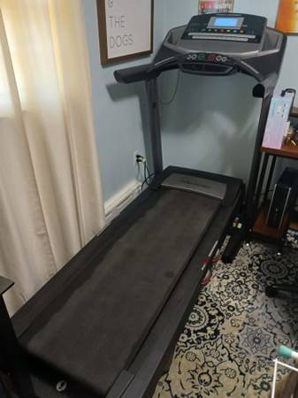 Proform 995C treadmill 1