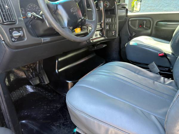2008 Chevrolet KODIAK C5500HD - Photo 12
