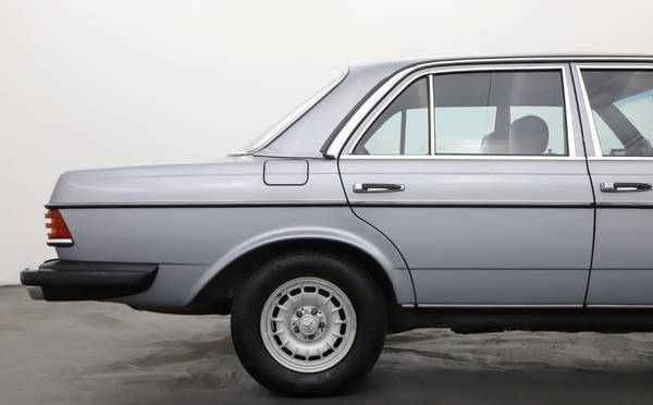 Mercedes Benz 300 Turbo Diesel - $19.500 (West Palm Beach)63485814725633124