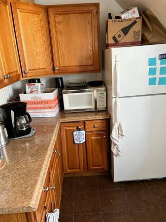 $2,800 / 3br - 1550ft2 - 3 Bed/2 Bath in East Rock with great natural light (East Rock)64010165348739123