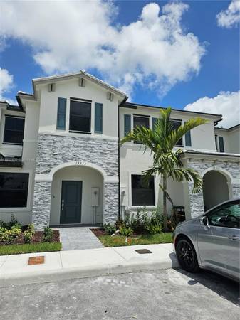$2,600 / 3br - Townhouse for rent 3/3 (Homestead)64001845740035120