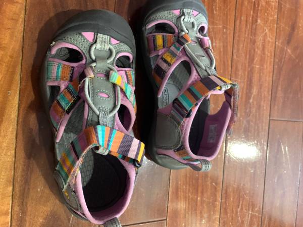 Toddler keen sandals 1