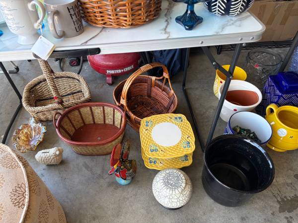 Yard sale photo
