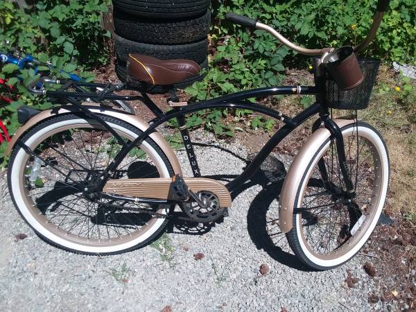 Huffy Deluxe Cruiser con guardabarros, portaequipajes y canasta - $100 (Olympia Lacey)63471419310465120