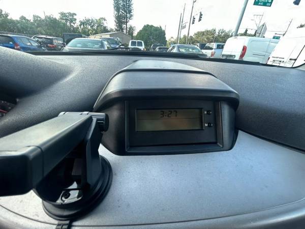 2005 Mitsubishi Endeavor XLS Sport - Photo 14