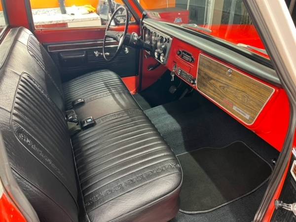 1970 CHEVY C10  **SHORT BED CST** - $28,500 (GRAY BEARDS CYCLE BARN)63470251895171124