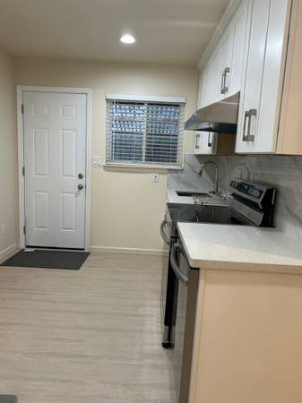 $4,500 / 5br - 1129ft2 - $4,500 , 5 Bedroom / 5 Bath house for rent (West SanJose ) (san jose west)64000756906881121