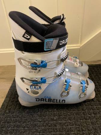 Youth Dalbello Ski Boots Size 25.5 1