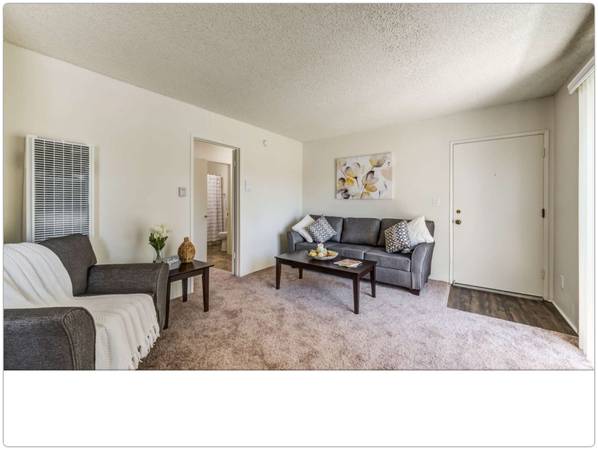 $1,882 / 1br - 540ft2 - A home to adore. Our 1 BR is a must-see. (Van Nuys - Balboa Park Nearby)63701205013761121
