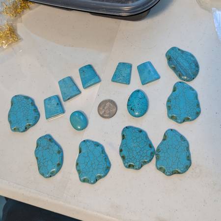 Lot of Turquoise-blue Beads 1