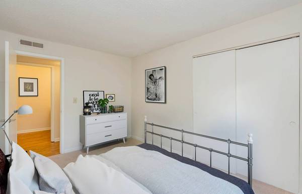 $1,429 / 2br - 918ft2 - Make memories, create moments: Check out our 2 BR. (Hendersonville)63680193375233124