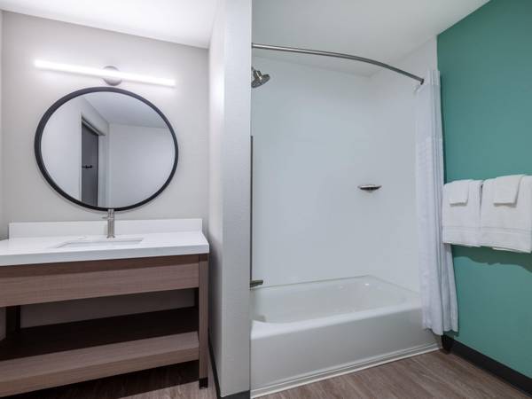$399 / 1br - EV Charging, Accessible Public Entrance, Fitness Center (490 W Blackstock Rd, Spartanburg, SC)63783789362945123