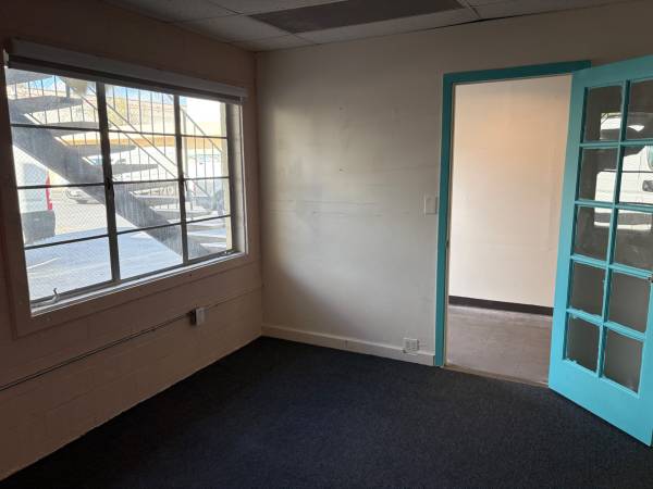 Storage and warehousing, Office 1