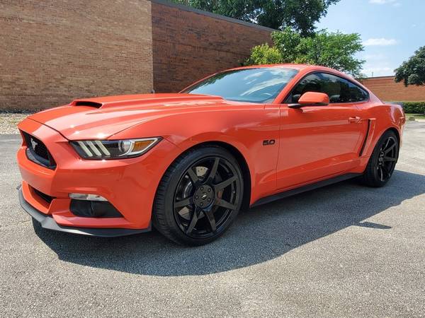 2016 Ford Mustang GT 6 Speed Manual **42k MILES - $23,995 (1081 Entry Drive  Bensenville, IL 60106)63439388536449121