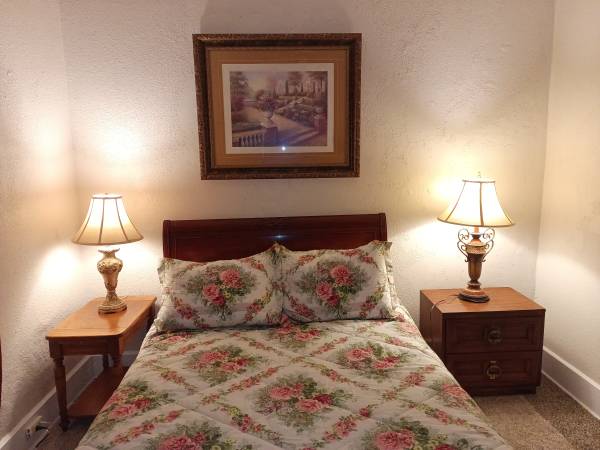 $700 / 4br - Are you traveling here to Quincy, IL for a work assignment? (Quincy)63902942460418122