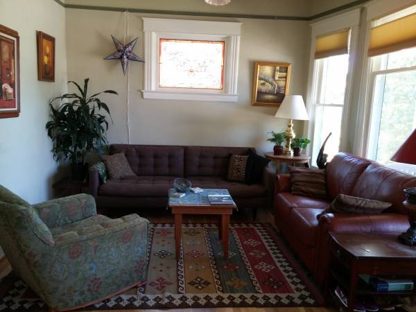 $775 Room available: short- or long-term, can come furnished (Brooklyn (close-in SE))64038884843010123