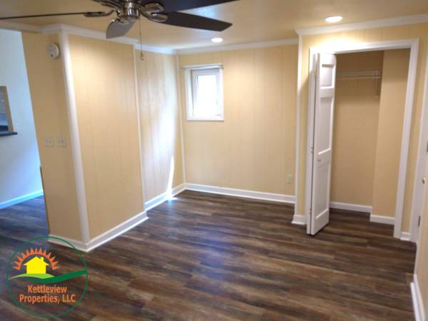 $1,650 / 3br - 1344ft2 - Casa unifamiliar de 3+ habitaciones - Lado sur de Sheboygan (Sheboygan)63813312169859122