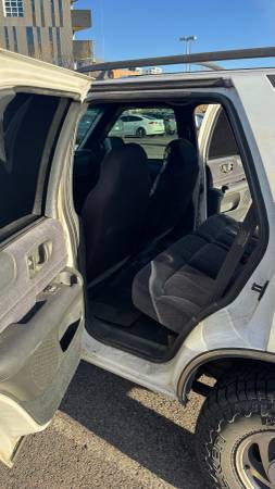 2001 Lifted Chevy Blazer OBO - $2,650 (Denver)63620004169603122