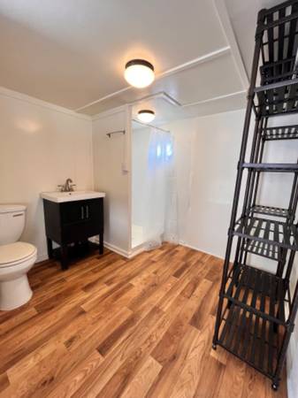 $1375.00 / 1br - Mobile home 1 bdrm 1 bath for rent, gated property63857734114947123