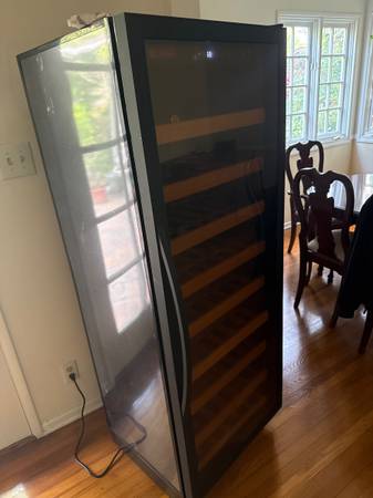 Wine Cooler Refrigerator 1