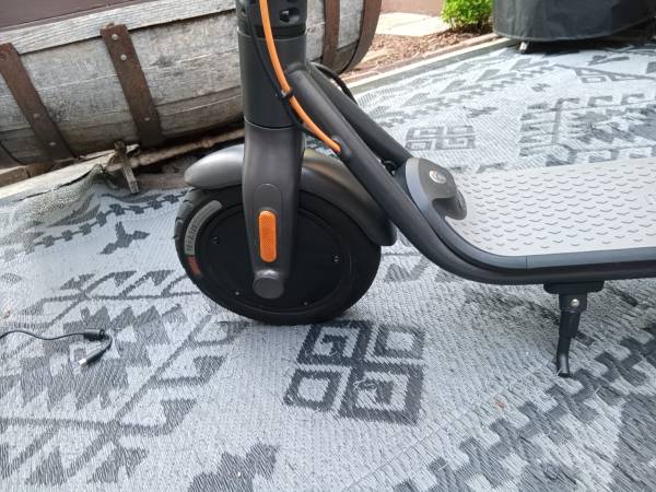 SCOOTER ELÉCTRICO SEGWAY NINEBOT F30 PARA ADULTOS - $200 (santa rosa)63471456656771123