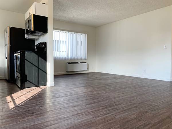 $2,595 / 2br - 850ft2 - 2 Dormitorios 1 Baño63700939199745121