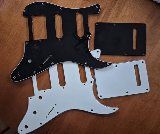 Fender Strat Pickguards (Complete Set) 1