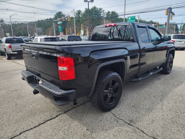 2016 GMC Sierra Double Cab 4x4 one owner clean Carfax history report - $15,995 (Rowley)63472132926467124