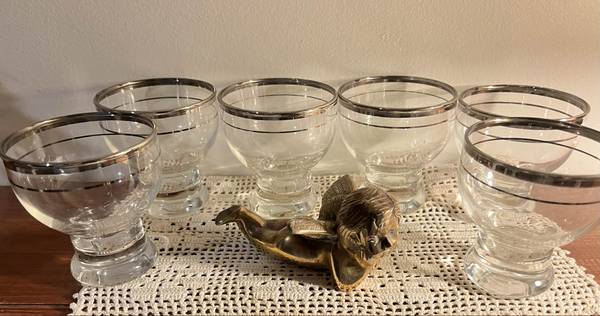Six Vintage MCM Javit Crystal Juice/Cordial Glasses - BEST OFFER 1