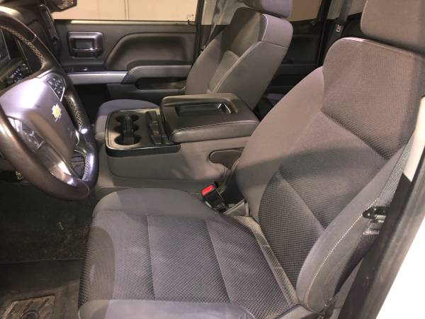 2018 Chevrolet Silverado LT 5.3 - Photo 9