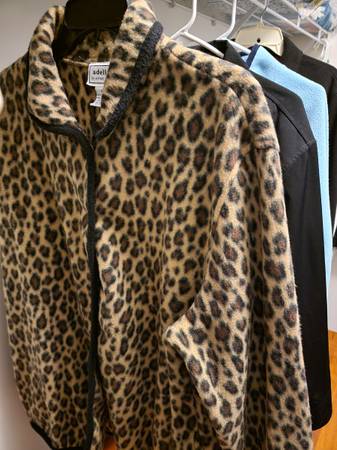 4-NICE WOMAN JACKETS 1