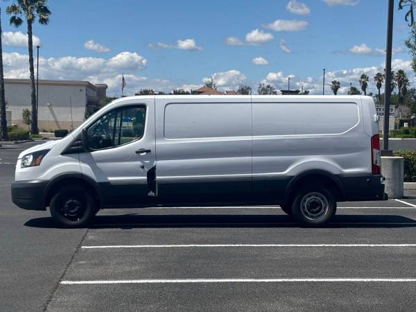 2018 Ford Transit 250 3dr - Photo 4