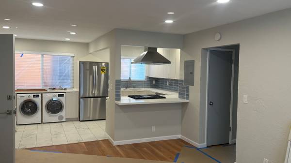 $2,995 / 2br - 950ft2 - 📣 Moderno 2H/1BA – Renovación de Diseñador | Fibra de 1 Gig | Lavandería Bosch (emeryville)63622983148035123