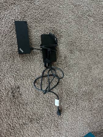 Lenovo Thunderbolt 3 Dock Gen 2 1