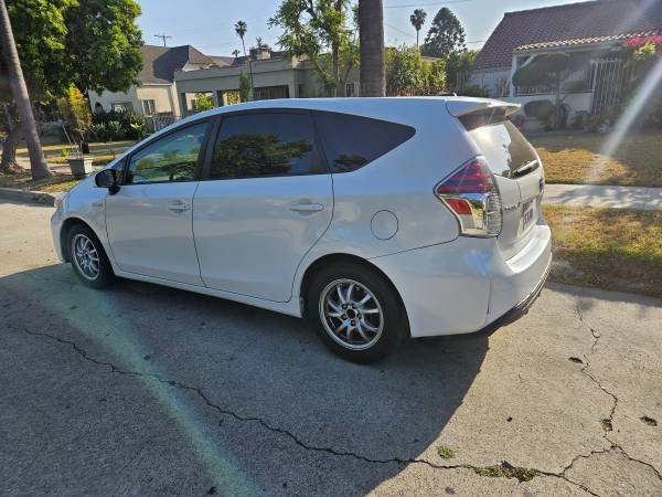 2015 Toyota Prius V FIVE - $9,900 (los angeles)63623804704387122