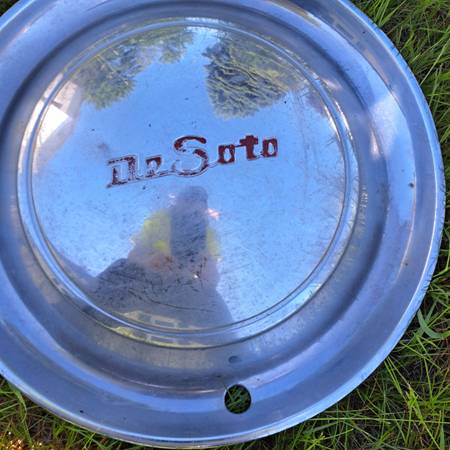 Desoto hub caps 1