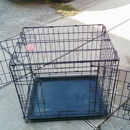 24" Pets Dog Crate  Double Door Folding Metal Dog Crates - $30 (Staten Island)63471463612675124