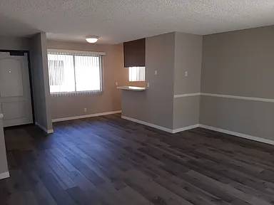 $620 Charming Studio Near Navy Base with Full Kitchen & Washer/Dryer63758149487107123