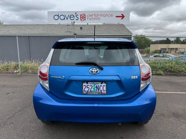 2013 Toyota Prius C - $9,477 (Albany)63470079394689122