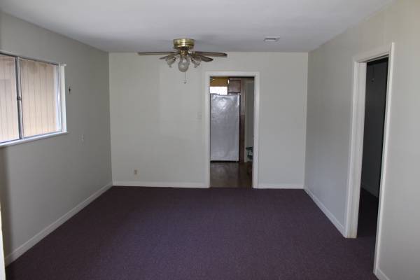 $1,200 / 3br - 2000ft2 - Cute & Comfy 3BR Home for Rent (Orange, Texas)64036371201665121