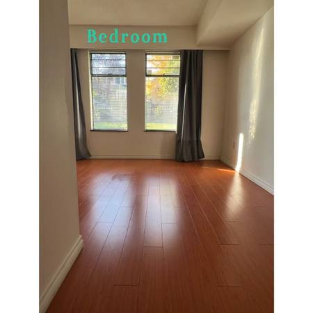 Knight&33｜1B｜$1700 1