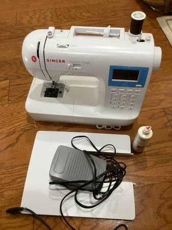 Singer sewing machine 1
